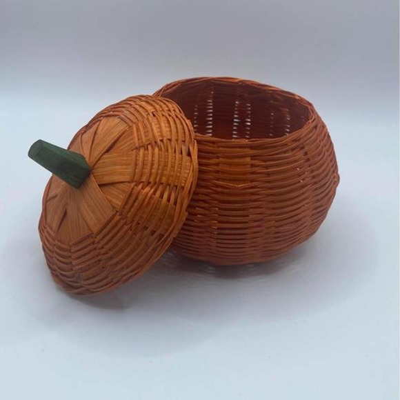 Vintage Halloween Pumpkin Wicker Basket Trinket Dish Jewelry Box - Picture 1 of 5